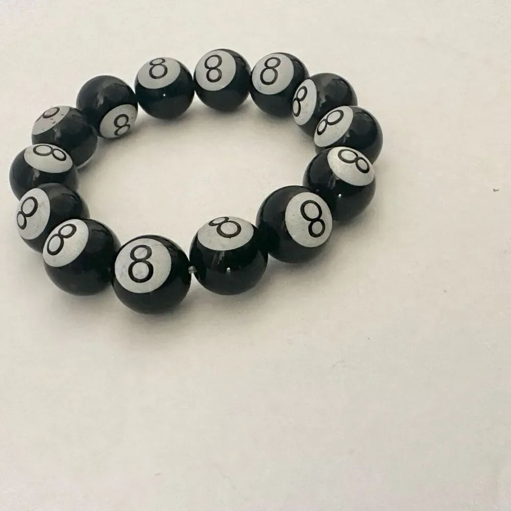 Black eight ball stretchy bracelet